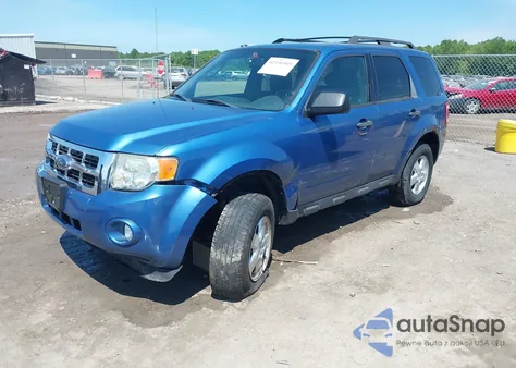 2009 Ford Escape Xlt z USA, uszkodzony, nr VIN 1FMCU03G29KA08124